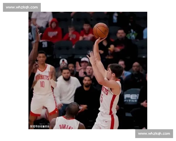 篮球赛关键时刻逆转全场,明星球员绝杀点燃观众激情 - 副本 (2) - 副本 篮球赛关键时刻逆转全场,明星球员绝杀点燃观众激情 - 副本 (2) - 副本